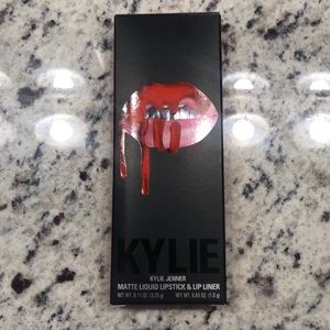 Kylie Jenner BOSS Lip Kit